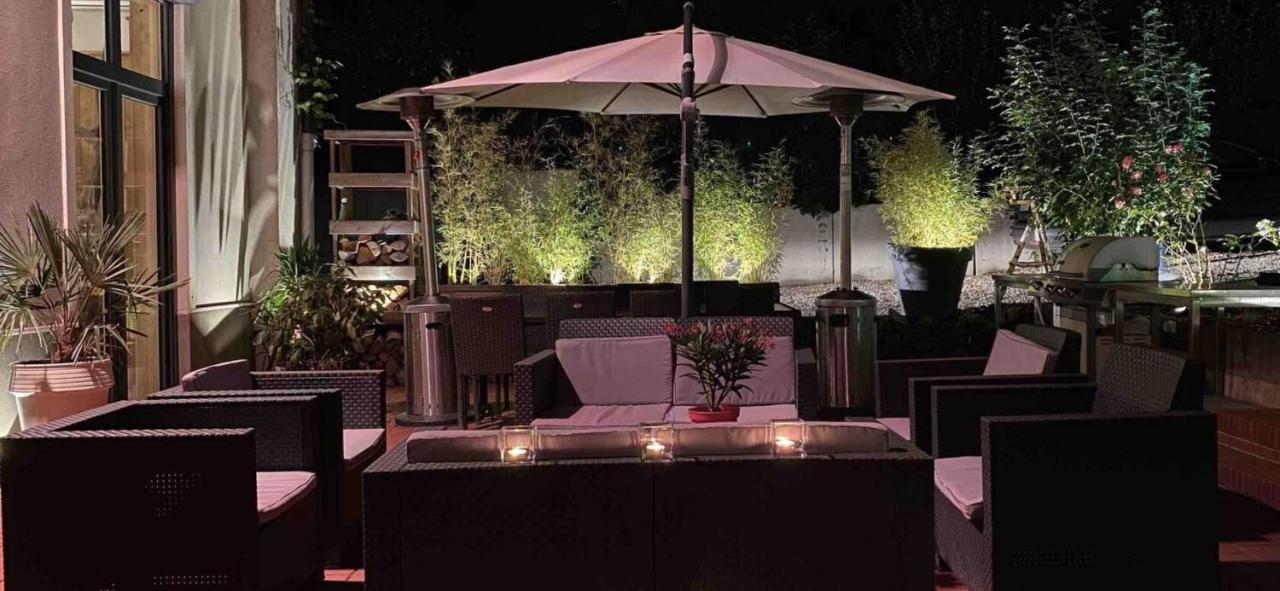 Le Jacuzzi De Marie Ll Apartman Tourcoing Kültér fotó