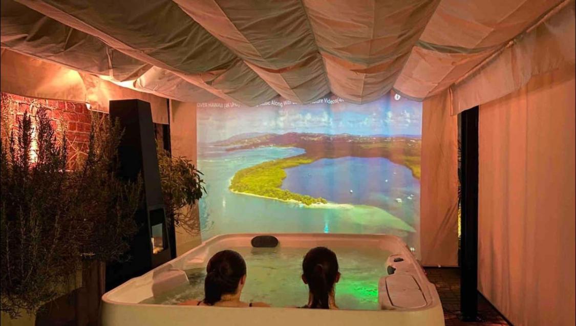 Le Jacuzzi De Marie Ll Apartman Tourcoing Kültér fotó