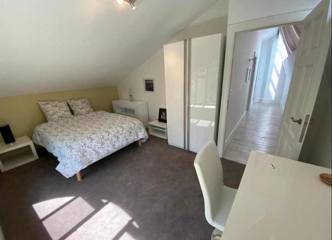 Le Jacuzzi De Marie Ll Apartman Tourcoing Kültér fotó